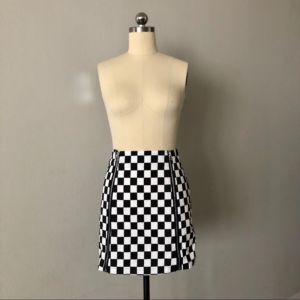 Checkered Zipper Skirt